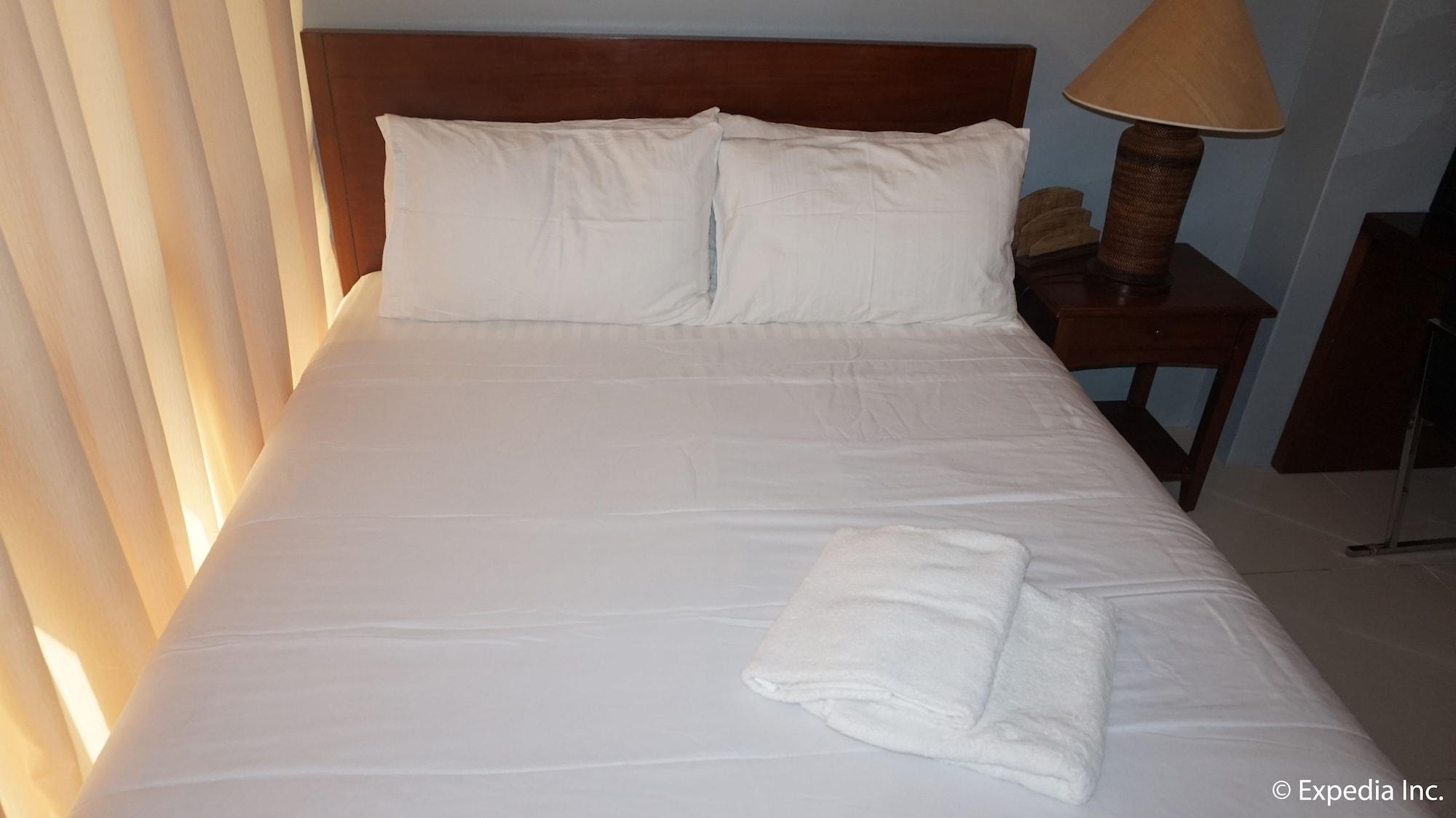 Pacific Park Hotel Quezon City Extérieur photo