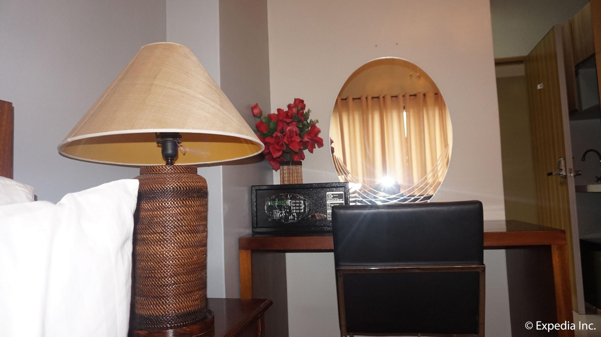 Pacific Park Hotel Quezon City Extérieur photo