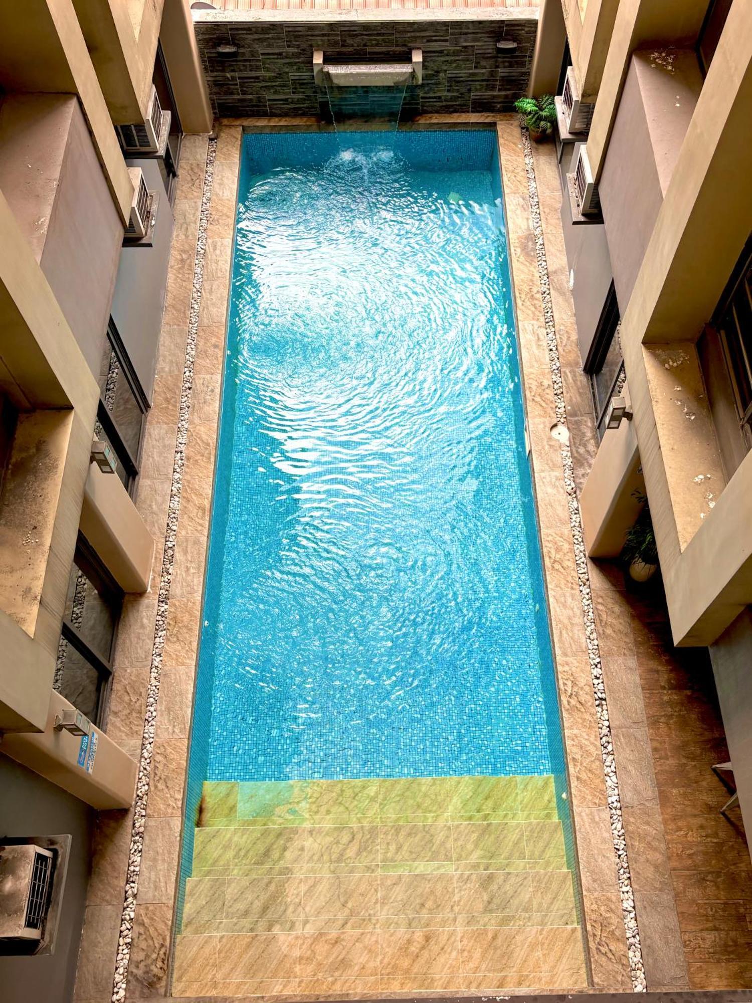 Pacific Park Hotel Quezon City Extérieur photo