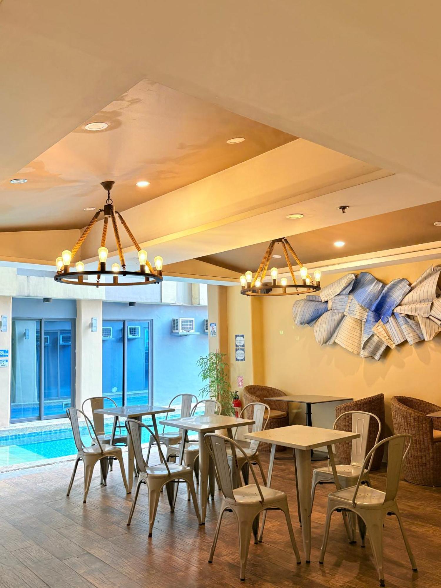 Pacific Park Hotel Quezon City Extérieur photo