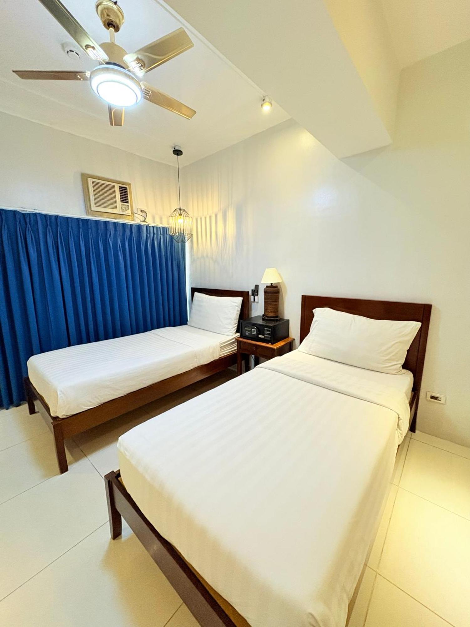 Pacific Park Hotel Quezon City Extérieur photo