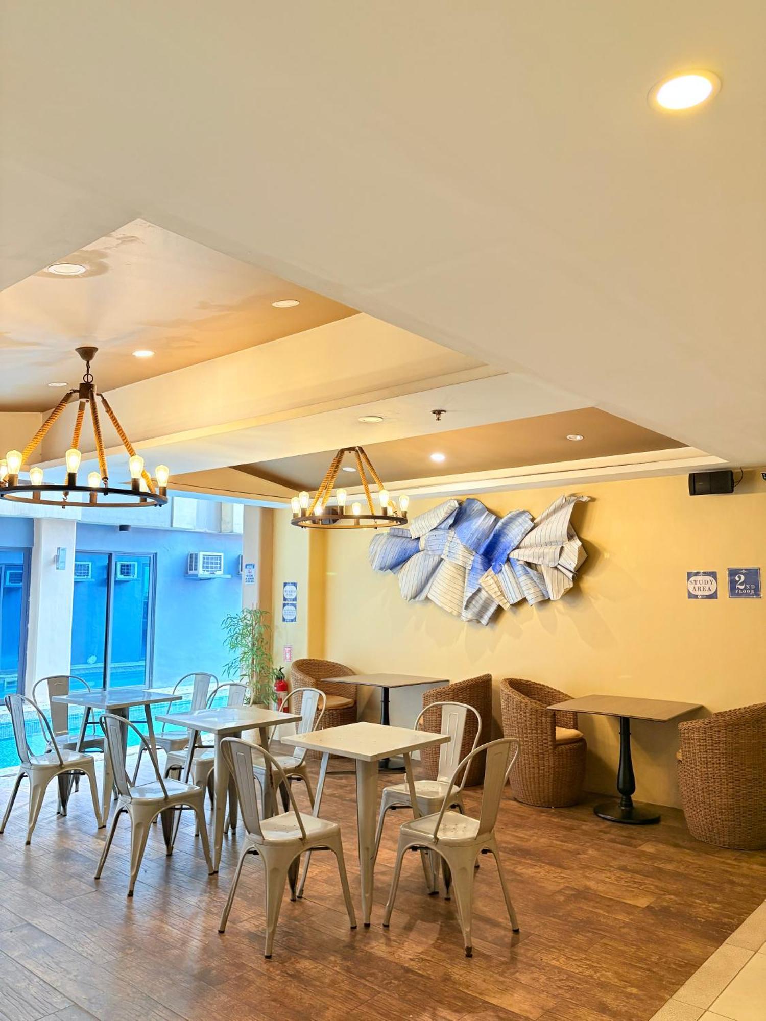 Pacific Park Hotel Quezon City Extérieur photo